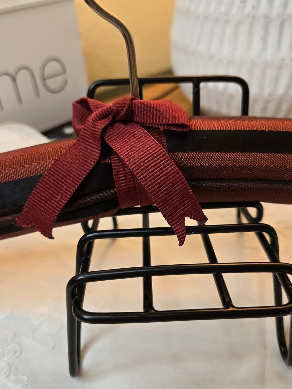 Velvet Padded Suit Hanger with Bow - Burgundy Vintage Cottagecore Feminine